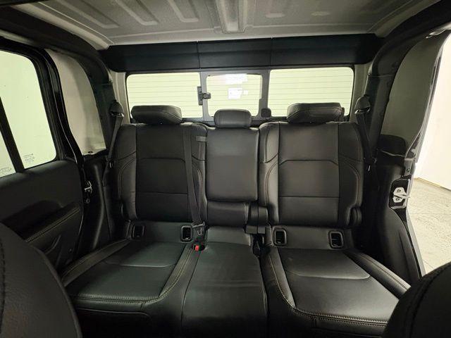 new 2025 Jeep Gladiator car, priced at $47,548