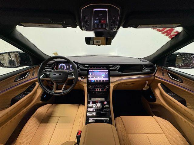 new 2025 Jeep Grand Cherokee car, priced at $68,374