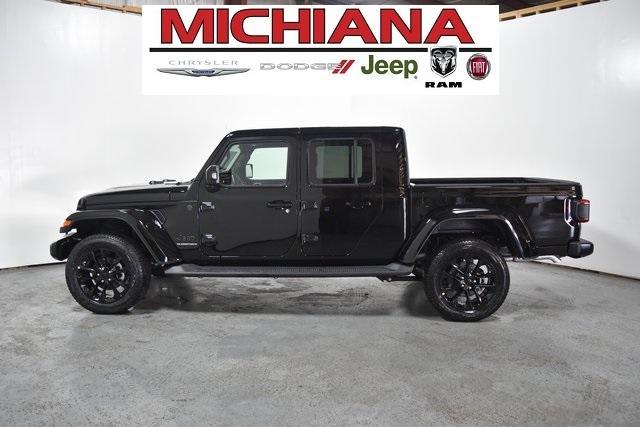 new 2023 Jeep Gladiator car, priced at $53,411