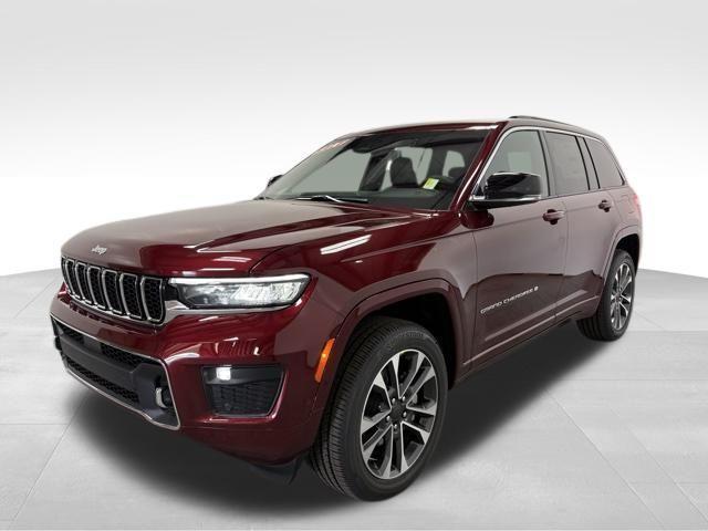 new 2025 Jeep Grand Cherokee car, priced at $60,098