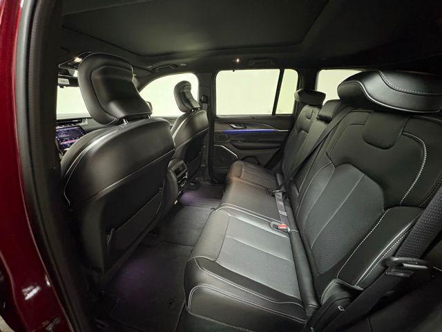 new 2025 Jeep Grand Cherokee car, priced at $60,098