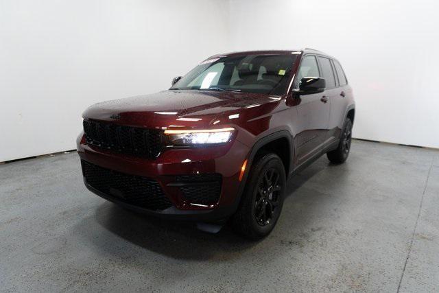 new 2024 Jeep Grand Cherokee car, priced at $45,365