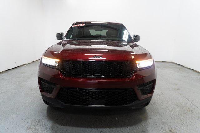 new 2024 Jeep Grand Cherokee car, priced at $45,365