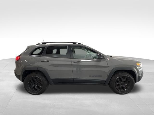 used 2023 Jeep Cherokee car, priced at $29,988