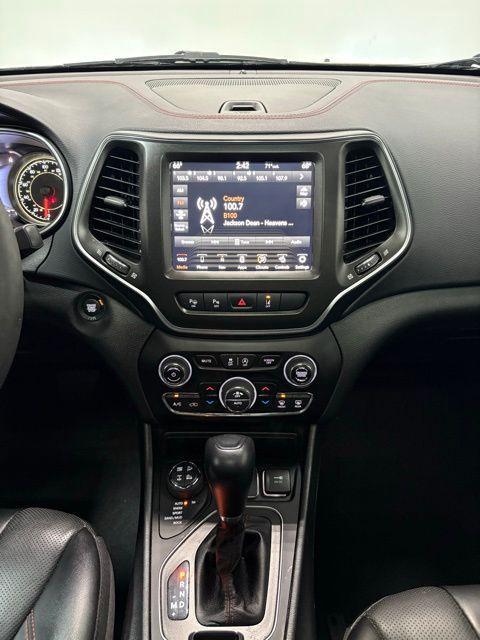 used 2023 Jeep Cherokee car, priced at $29,988