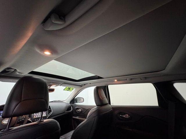 used 2023 Jeep Cherokee car, priced at $29,988