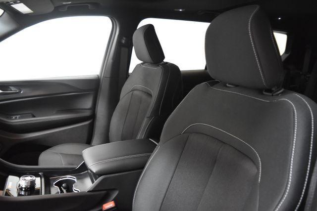 new 2025 Jeep Grand Cherokee L car, priced at $42,965