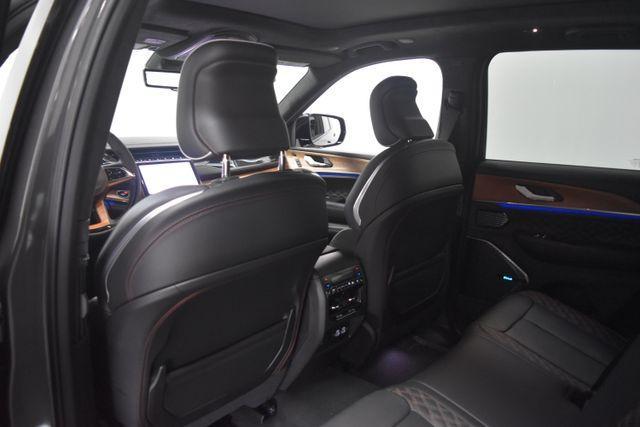 new 2025 Jeep Grand Cherokee car, priced at $65,332