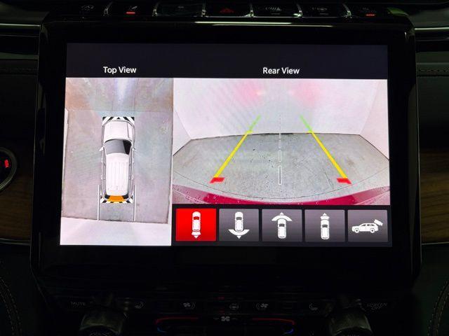 new 2025 Jeep Grand Cherokee car, priced at $68,374