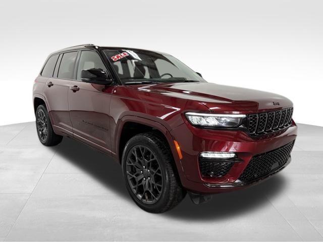 new 2025 Jeep Grand Cherokee car, priced at $68,374