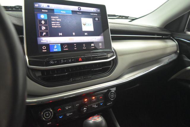 used 2022 Jeep Compass car, priced at $25,991