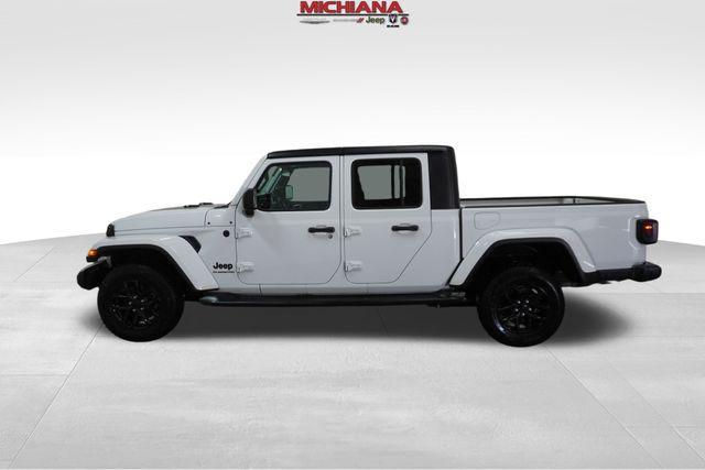 used 2021 Jeep Gladiator car, priced at $31,988