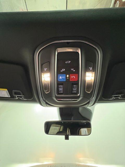 new 2025 Jeep Grand Cherokee car, priced at $46,064