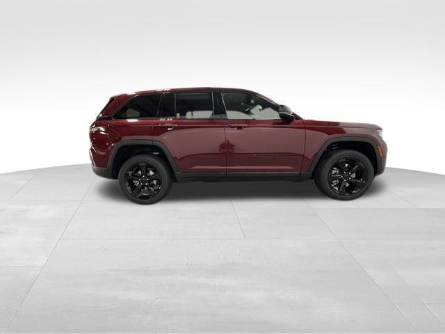 new 2025 Jeep Grand Cherokee car, priced at $46,064