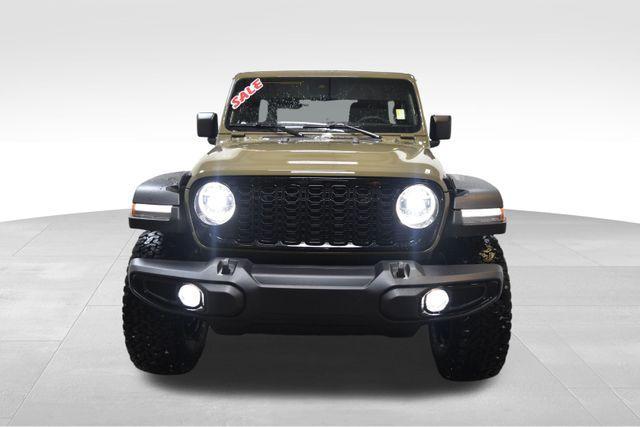 new 2025 Jeep Wrangler car, priced at $57,447