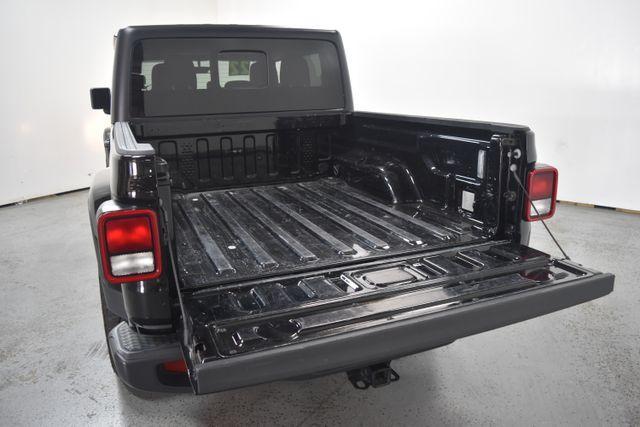 used 2022 Jeep Gladiator car, priced at $30,992