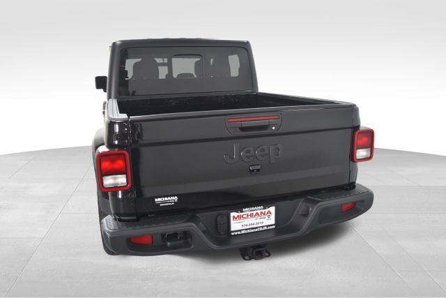 used 2022 Jeep Gladiator car, priced at $30,992