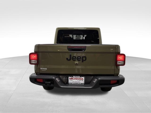 new 2026 Jeep Gladiator car, priced at $49,522