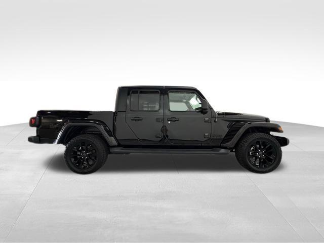 used 2022 Jeep Gladiator car, priced at $32,991