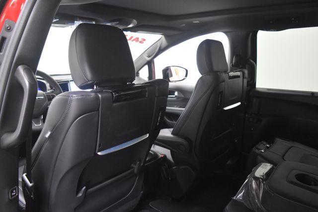 new 2025 Chrysler Pacifica car, priced at $50,641