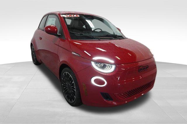 new 2024 FIAT 500e car, priced at $34,095