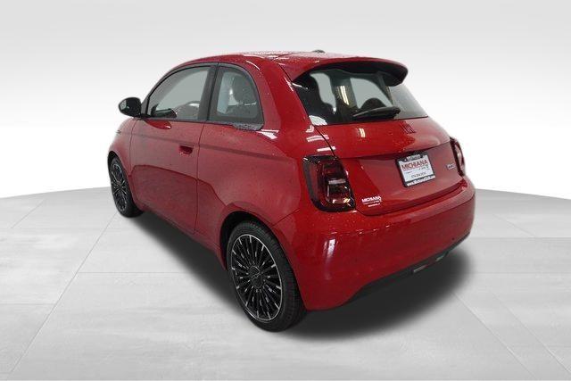 new 2024 FIAT 500e car, priced at $34,095