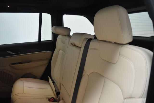 new 2025 Jeep Grand Cherokee car, priced at $49,923