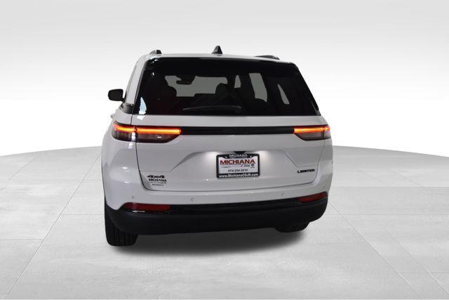 new 2025 Jeep Grand Cherokee car, priced at $49,923