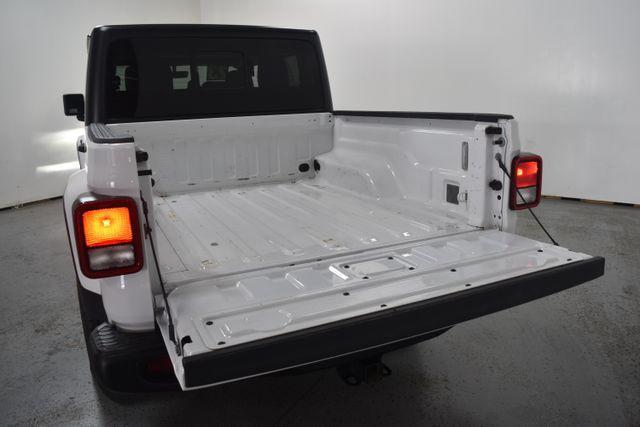 used 2023 Jeep Gladiator car, priced at $31,992
