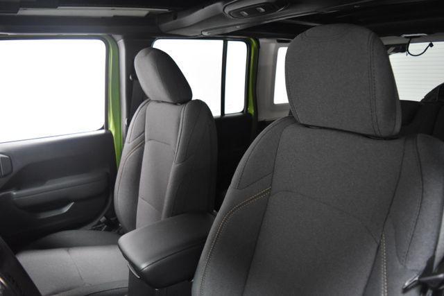 new 2025 Jeep Wrangler car, priced at $57,276