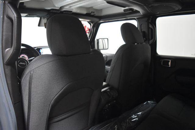 new 2025 Jeep Gladiator car, priced at $48,822