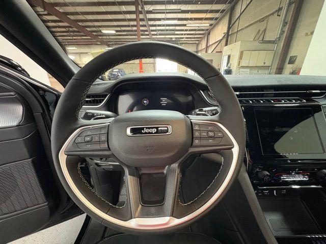 new 2025 Jeep Grand Cherokee car, priced at $46,064