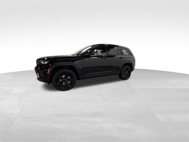 new 2025 Jeep Grand Cherokee car, priced at $46,064