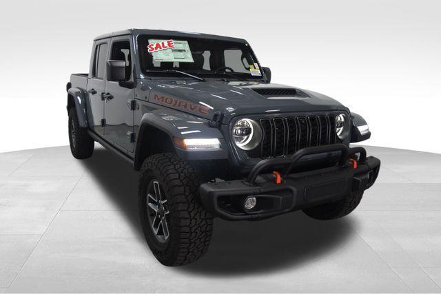 new 2025 Jeep Gladiator car, priced at $58,938