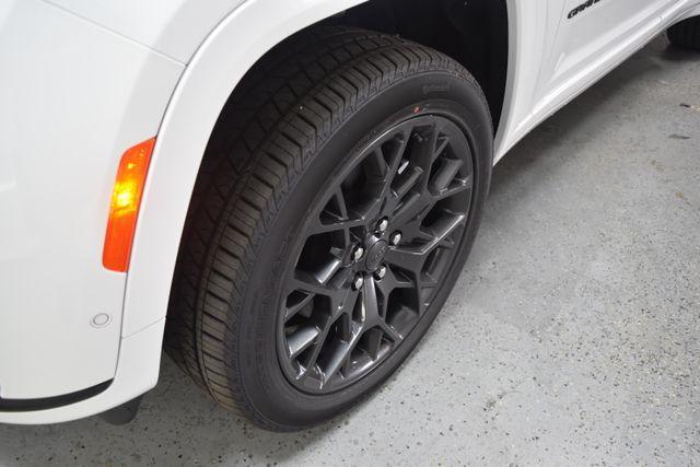 new 2025 Jeep Grand Cherokee L car, priced at $65,630