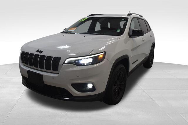 used 2023 Jeep Cherokee car, priced at $26,461