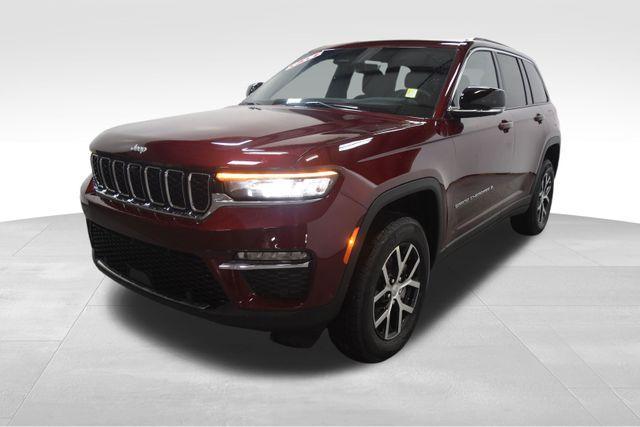 new 2025 Jeep Grand Cherokee car, priced at $50,440