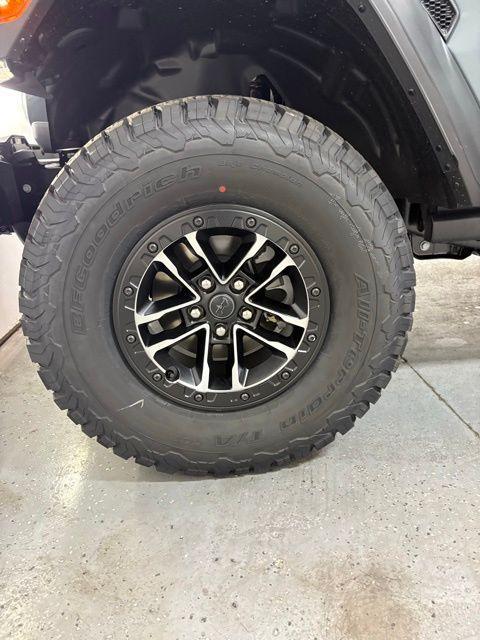 new 2026 Jeep Wrangler car, priced at $60,002