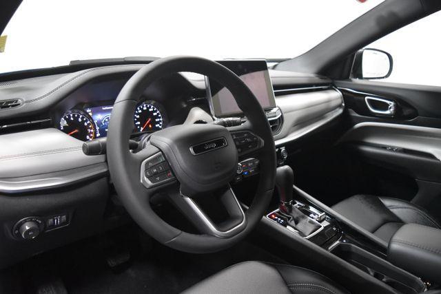 new 2025 Jeep Compass car, priced at $32,985