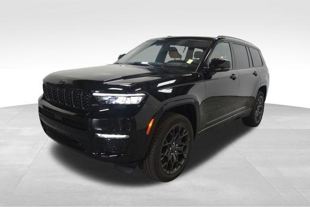 new 2025 Jeep Grand Cherokee L car, priced at $68,610