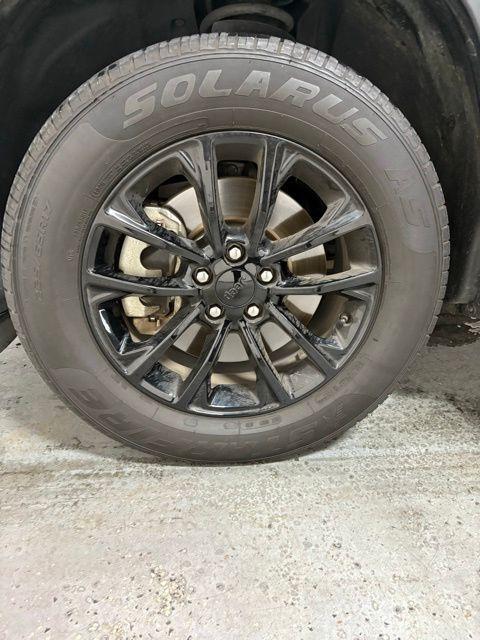 used 2023 Jeep Cherokee car, priced at $24,488