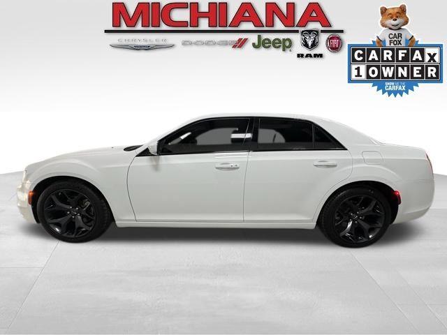 used 2022 Chrysler 300 car, priced at $29,991
