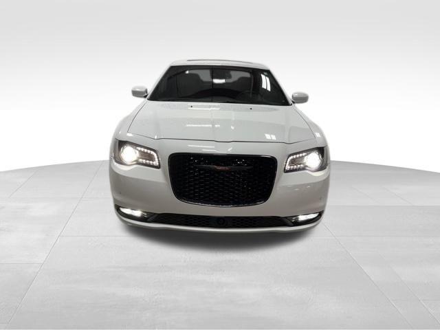 used 2022 Chrysler 300 car, priced at $29,991