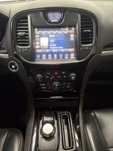 used 2022 Chrysler 300 car, priced at $29,991