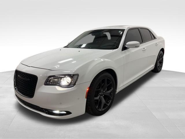 used 2022 Chrysler 300 car, priced at $29,991