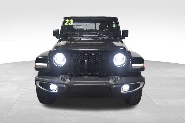 used 2023 Jeep Gladiator car, priced at $31,962