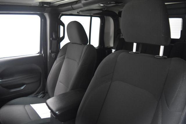 used 2023 Jeep Gladiator car, priced at $31,962