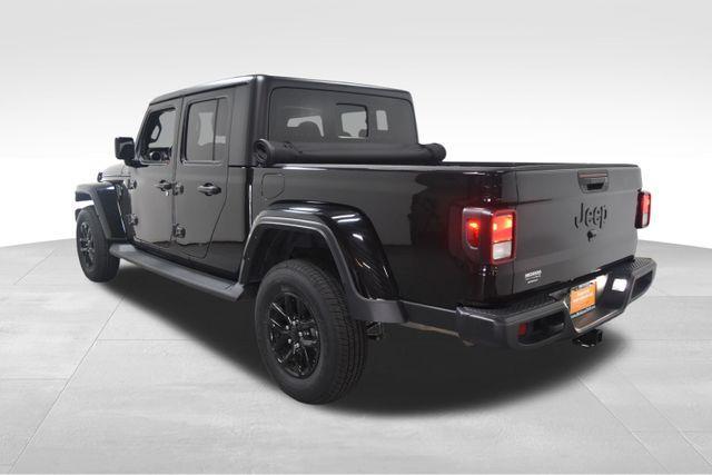 used 2023 Jeep Gladiator car, priced at $31,962