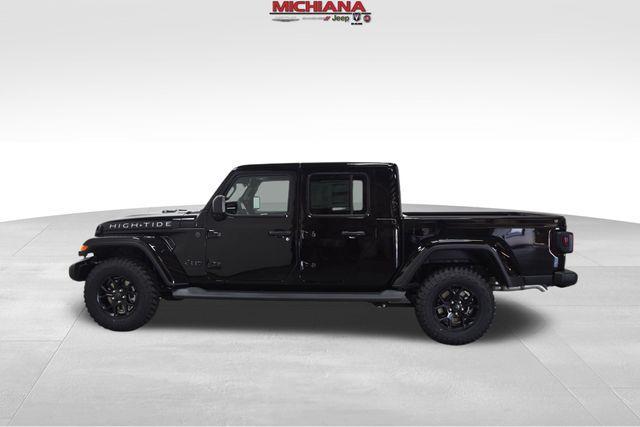 new 2025 Jeep Gladiator car, priced at $45,213