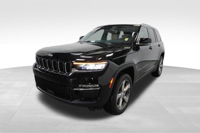 new 2025 Jeep Grand Cherokee car, priced at $51,066